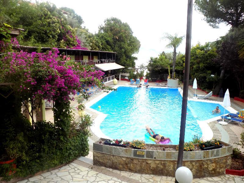 Lefkas Blue Hotel Nikiana Exterior foto