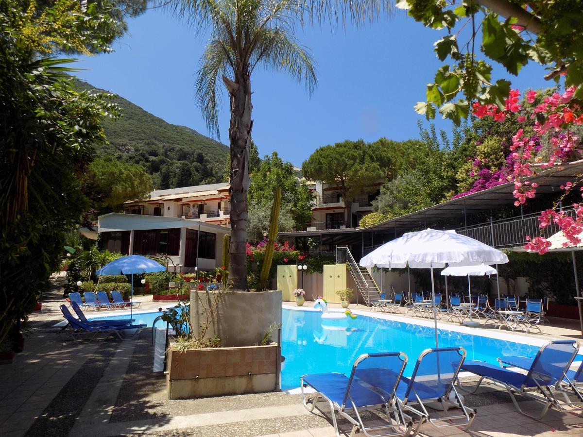 Lefkas Blue Hotel Nikiana Exterior foto