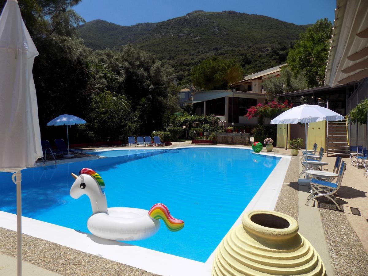 Lefkas Blue Hotel Nikiana Exterior foto